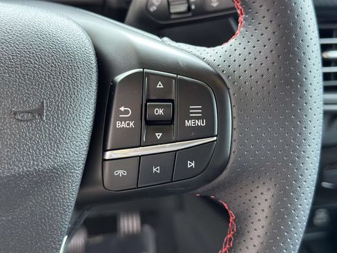 Used 2025 Ford Escape ST-Line w/ Tech Pack #1 AWD/4WD image 18