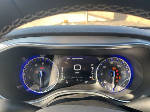 New 2026 Chrysler Pacifica Limited w/ S Appearance Package image 18