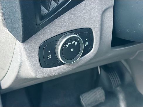 Used 2023 Ford Transit Connect XL image 10