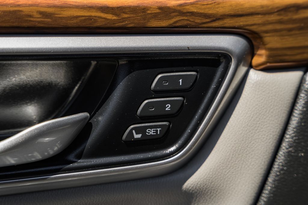 Used 2022 Honda CR-V EX-L image 37