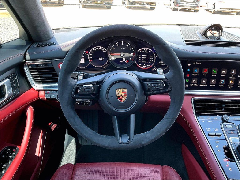 Certified 2023 Porsche Panamera 4 Platinum Edition AWD/4WD image 15