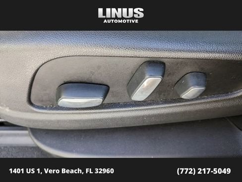 Used 2018 Cadillac XT5 Luxury w/ Driver Awareness Package image 20