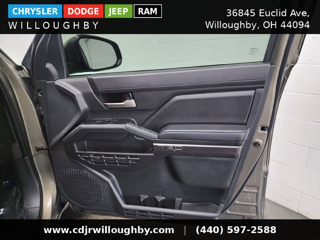 Used 2024 Toyota Tacoma TRD Off-Road AWD/4WD image 34
