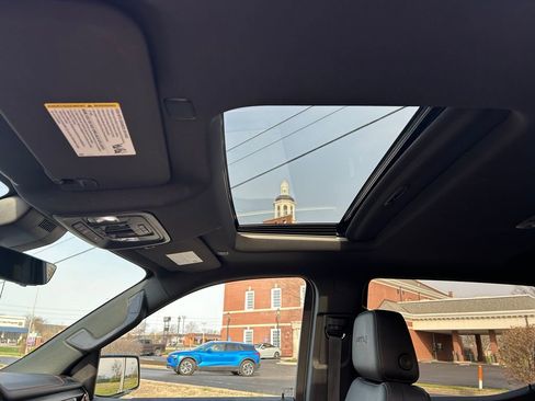 Certified 2022 GMC Sierra 1500 AT4 image 14