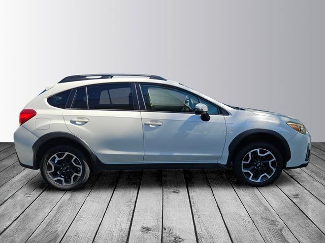 Used 2017 Subaru Crosstrek 2.0i Limited AWD/4WD image 6