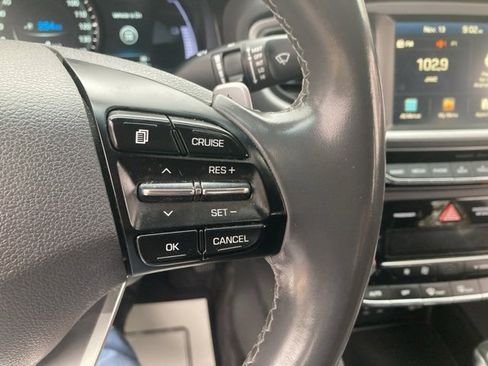 Used 2018 Hyundai Ioniq Limited image 23