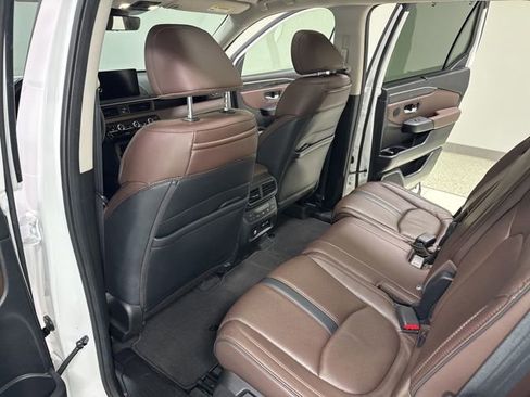 Used 2023 Honda Pilot Elite image 29