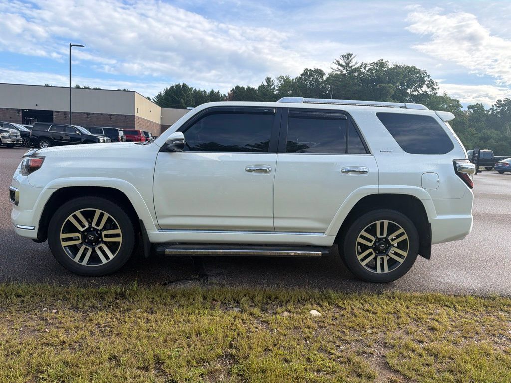 Used 2019 Toyota 4Runner Limited AWD/4WD image 3