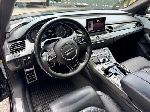 Used 2017 Audi S8 Plus AWD/4WD image 28
