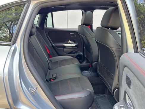 Used 2025 Mercedes-Benz GLA 35 AMG 4MATIC w/ Exclusive Trim Package image 45