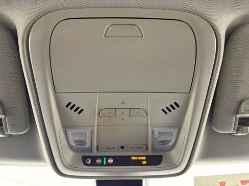 Used 2019 Cadillac XT4 Luxury image 26