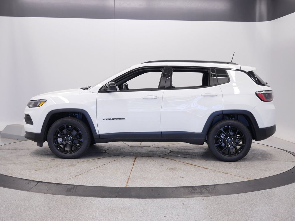 New 2026 Jeep Compass Latitude AWD/4WD image 2