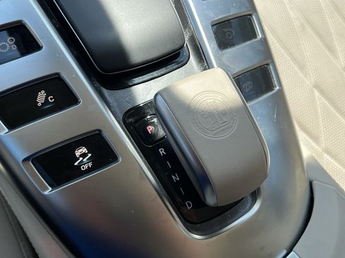 Certified 2021 Mercedes-Benz AMG GT 43 image 23