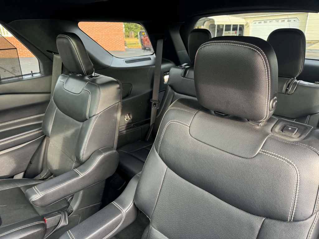 Used 2020 Ford Explorer ST w/ ST Street Pack AWD/4WD image 11