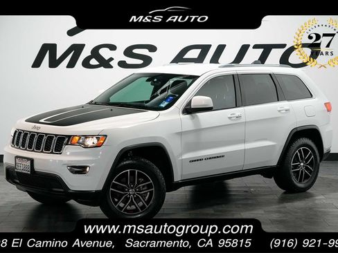 Used 2018 Jeep Grand Cherokee Laredo RWD image 1