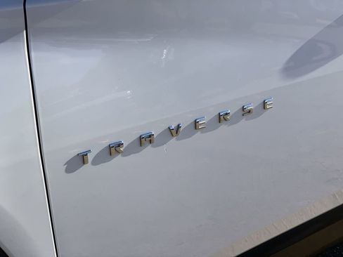 Certified 2023 Chevrolet Traverse LT FWD image 30