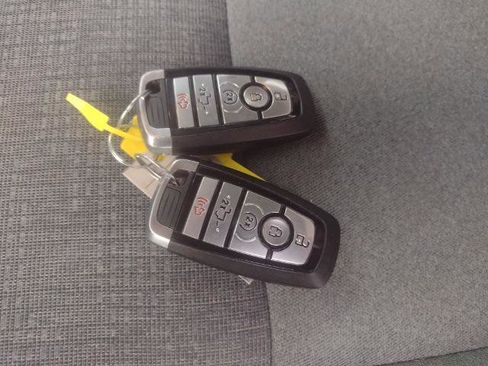 Certified 2024 Ford F150 XLT w/ Equipment Group 302A MID AWD/4WD image 27