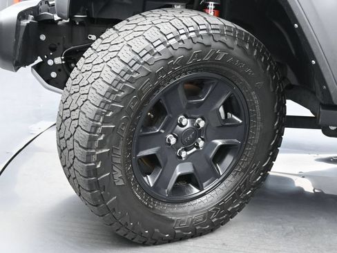 Used 2022 Jeep Gladiator Mojave AWD/4WD image 20