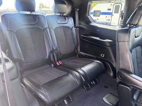 Used 2023 Jeep Grand Cherokee L Laredo AWD/4WD image 34