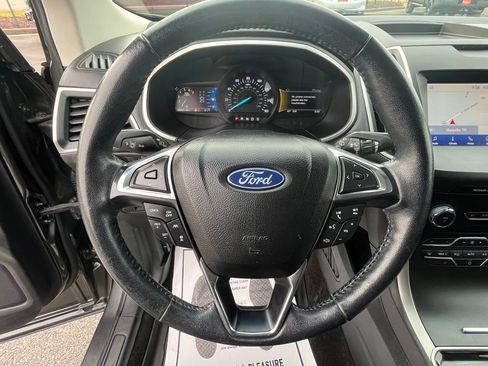 Used 2020 Ford Edge SEL image 13