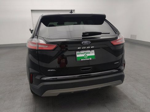 Used 2024 Ford Edge SEL image 6