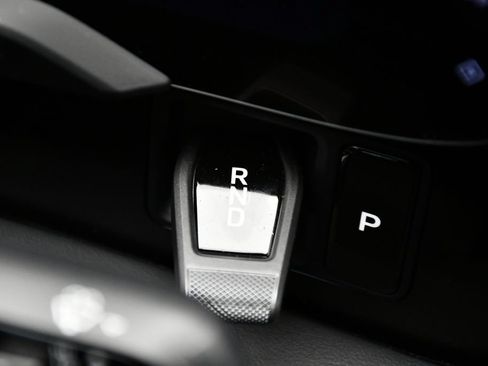 Certified 2025 Porsche Taycan AWD/4WD image 28