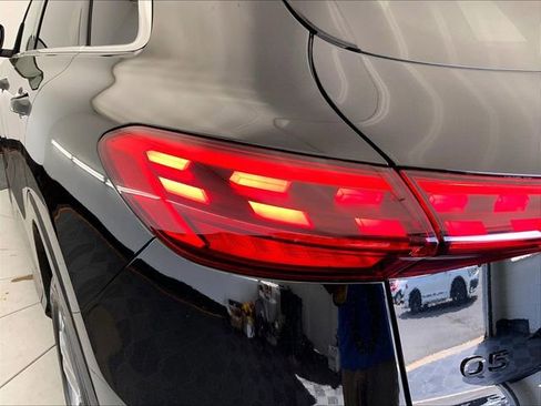Certified 2025 Audi Q5 Premium w/ Convenience Package AWD/4WD image 29