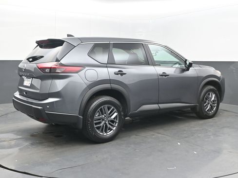 Certified 2025 Nissan Rogue S image 7