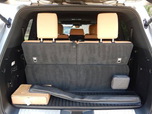 Used 2023 Lexus LX 600 4WD w/ Appearance Package image 16