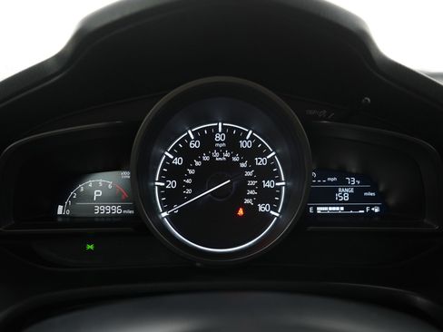 Used 2018 MAZDA MAZDA3 Touring image 23