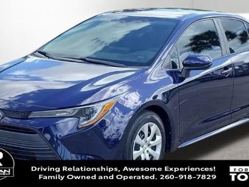 Used 2023 Toyota Corolla LE FWD image 1