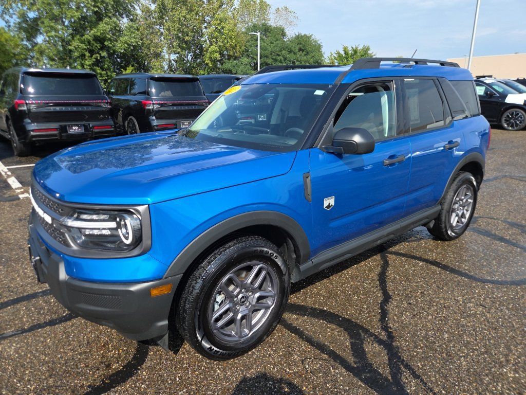 Used 2025 Ford Bronco Sport Big Bend AWD/4WD image 2