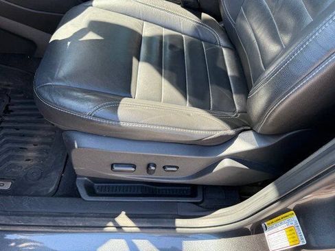 Used 2016 Ford Escape Titanium w/ Equipment Group 301A AWD/4WD image 13
