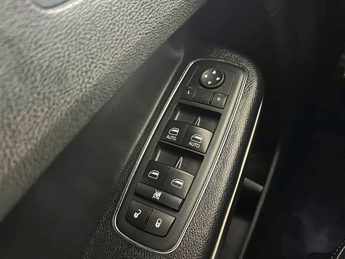 Used 2017 Chrysler 300 S w/ S Model Appearance Package image 42