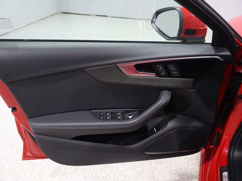 Used 2024 Audi A4 2.0T Premium Plus image 13