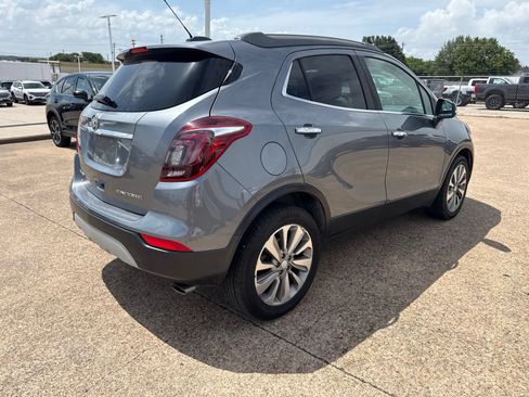 Used 2019 Buick Encore Preferred FWD image 4