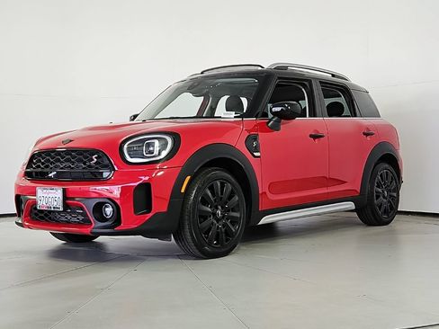 Used 2024 MINI Cooper Countryman S FWD image 2