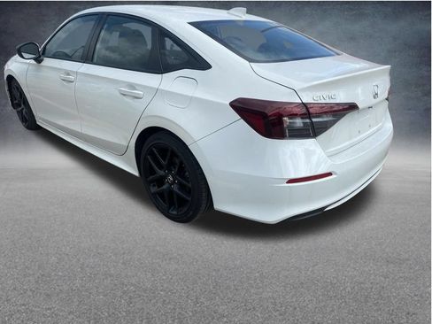 Used 2025 Honda Civic Sport image 12