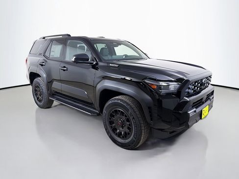 New 2026 Toyota 4Runner TRD Off-Road Premium AWD/4WD image 3