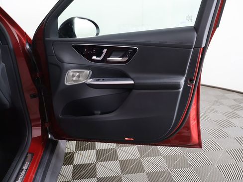 Used 2024 Mercedes-Benz GLC 300 4MATIC w/ AMG Line image 28