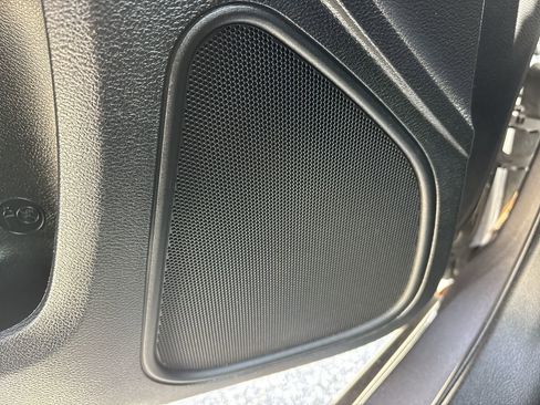 Used 2022 Chrysler 300 S w/ Comfort Group RWD image 18