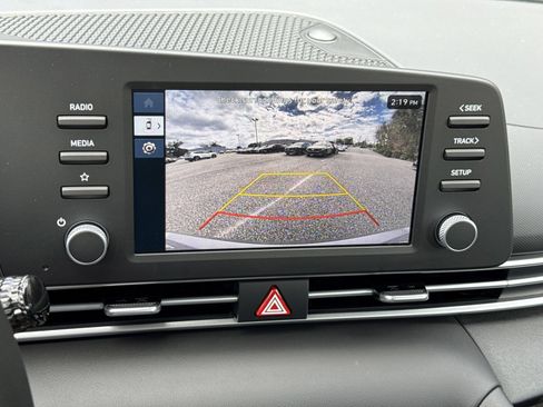 New 2026 Hyundai Elantra SE image 21