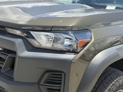 Used 2024 Chevrolet Colorado Trail Boss w/ Advanced Trailering Package AWD/4WD image 13
