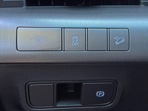 Used 2024 Hyundai Kona SEL FWD image 16