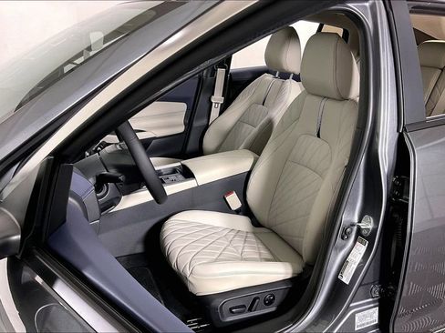 New 2026 Nissan Sentra SL w/ Floor Mat Package FWD image 14