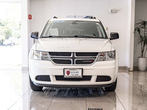 Used 2018 Dodge Journey SE FWD image 2