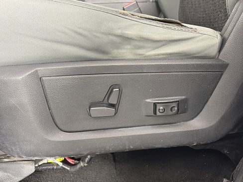 Used 2017 RAM 2500 Big Horn image 26