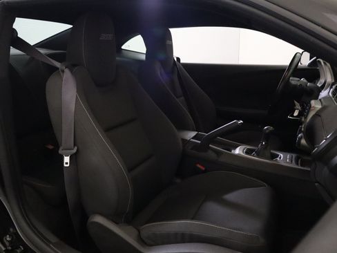 Used 2014 Chevrolet Camaro SS RWD image 21