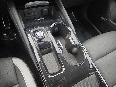 Used 2025 Buick Envision Sport Touring image 30