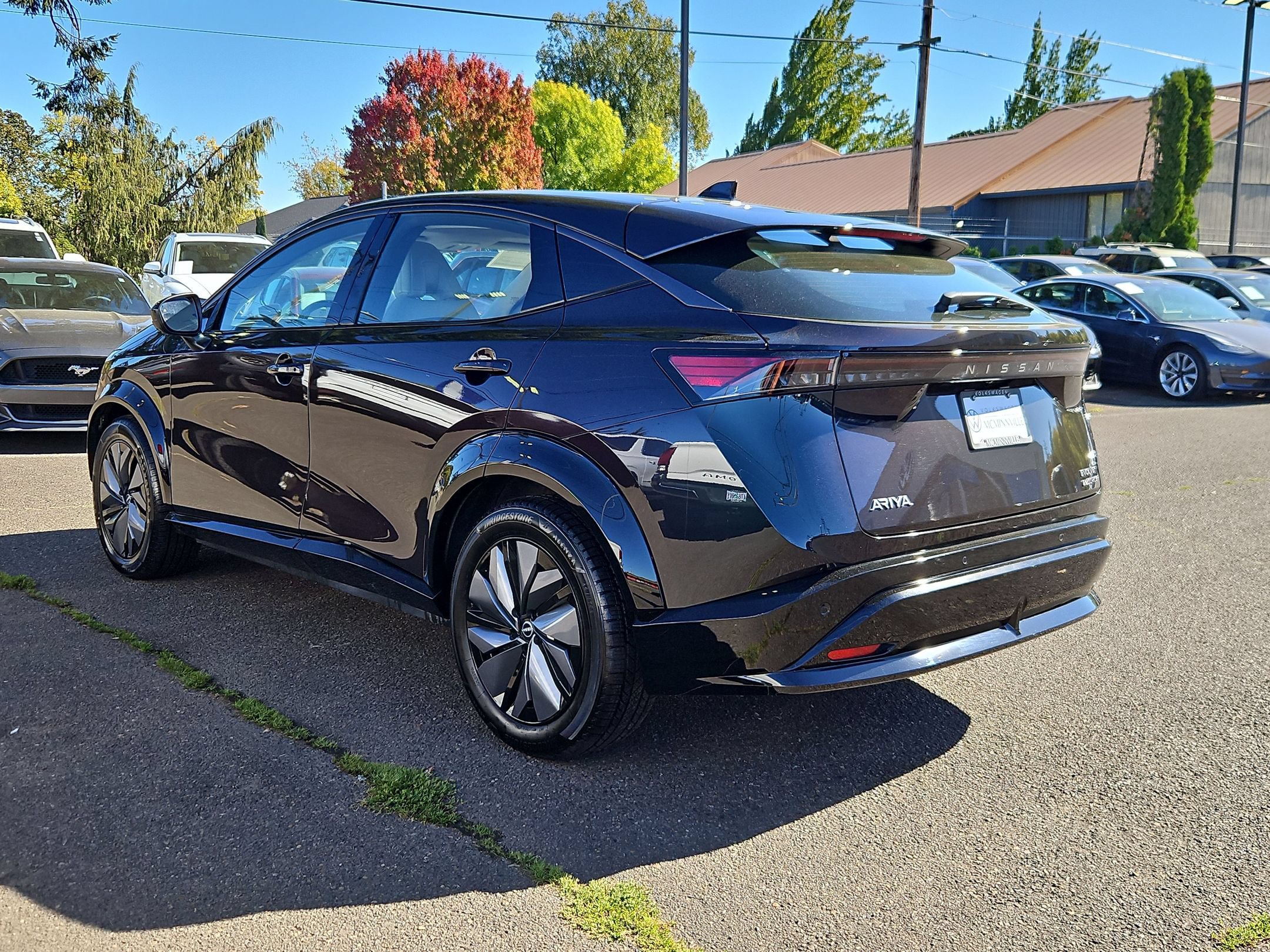 Used 2024 Nissan Ariya AWD image 3